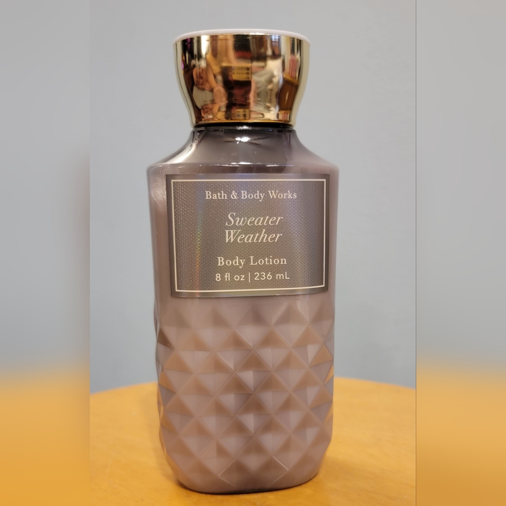 Sweater Weather Body Lotion, Bath & Body Works 8oz, NWT